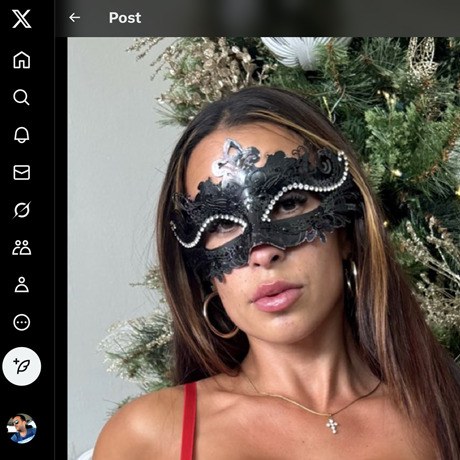Miss Lexa – Ex-Teacher Turned Twitter Sensation