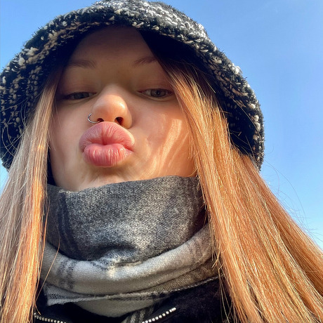 MiNiMASHA18 – Free OnlyFans Account Review | Ukrainian Model