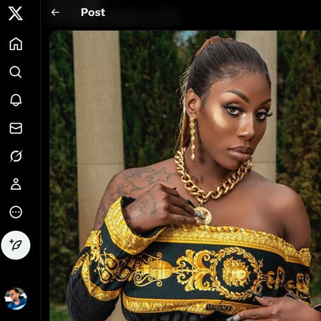 Ebony Mystique on Twitter – Full Review of Her Account