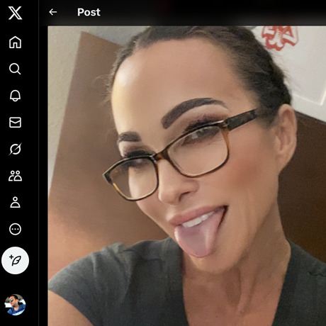 Aubrey Black – Twitter Porn Star & MILF Content Creator