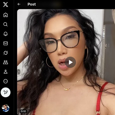 Vicki Chase – Official Twitter with Hot Porn Content